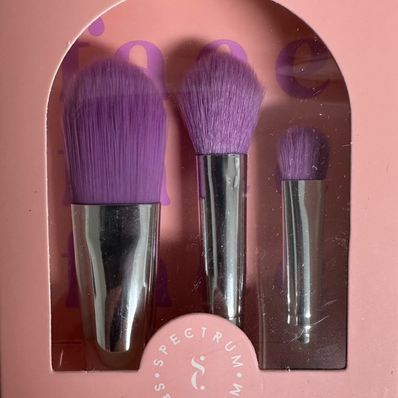 Spectrum Brush Club - Picture 4 of 8